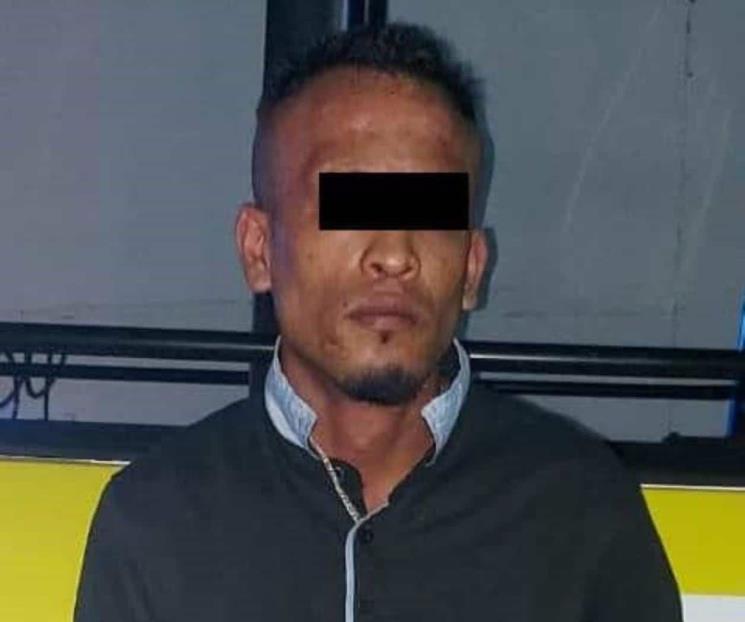 Sorprenden a dos hombres con droga