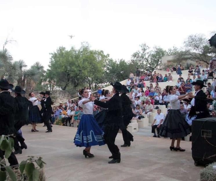 Revive UANL Feria de Cultura Regional