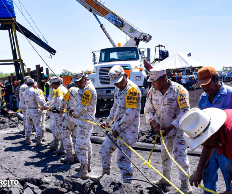 Suman 19 bombas de agua en el rescate de mineros en Coahuila