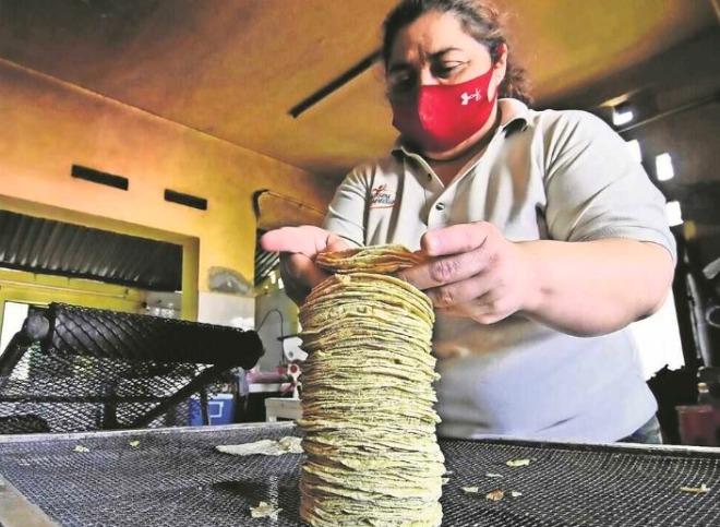 Denuncian tortillas pirata; podrían ser dañinas