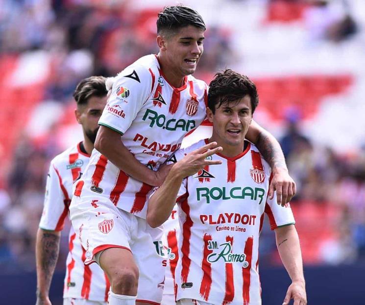 Le remonta Necaxa a San Luis