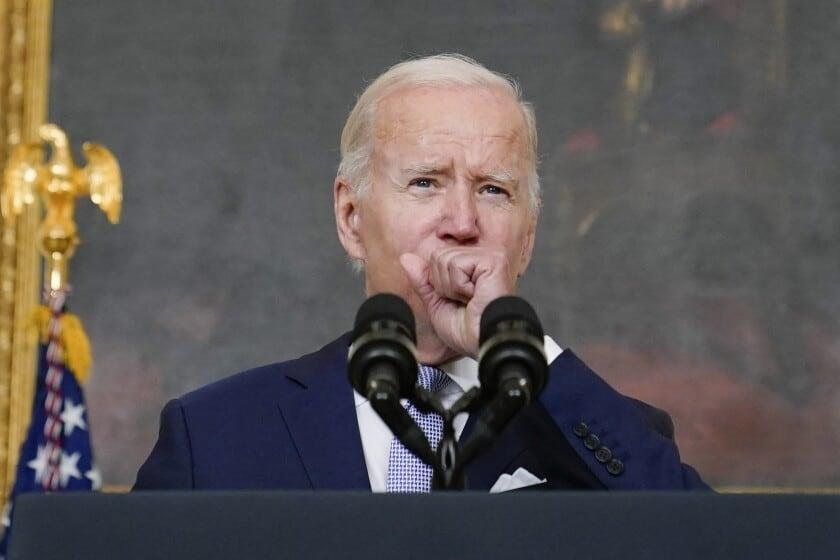 Biden ya es negativo a Covid; sigue en aislamiento
