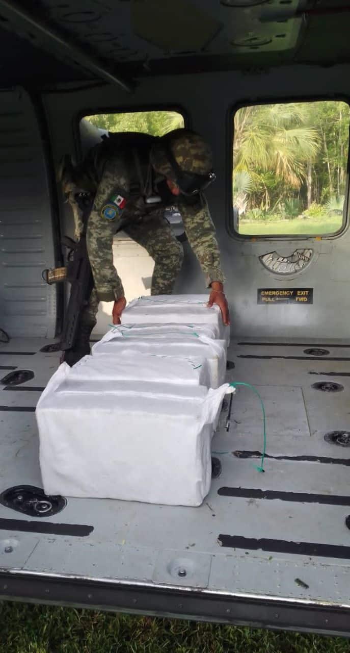 Interceptan aeronave con 136 kilos de cocaína
