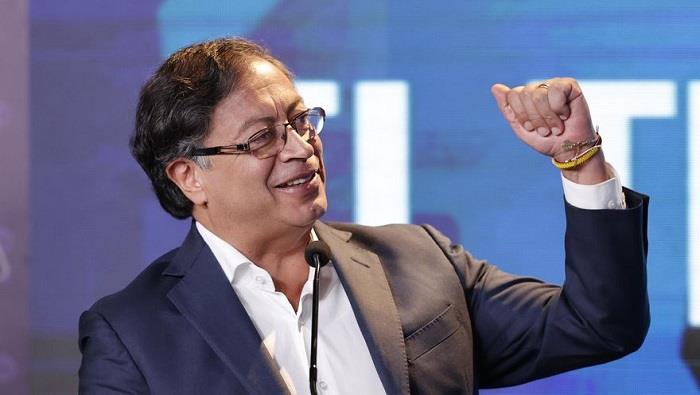Alistan en Colombia toma de protesta de Petro