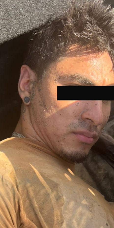 Dos narcomenudistas fueron arrestados en la Colonia Portal del Parque, les aseguraron droga, armas de fuego y equipo táctico