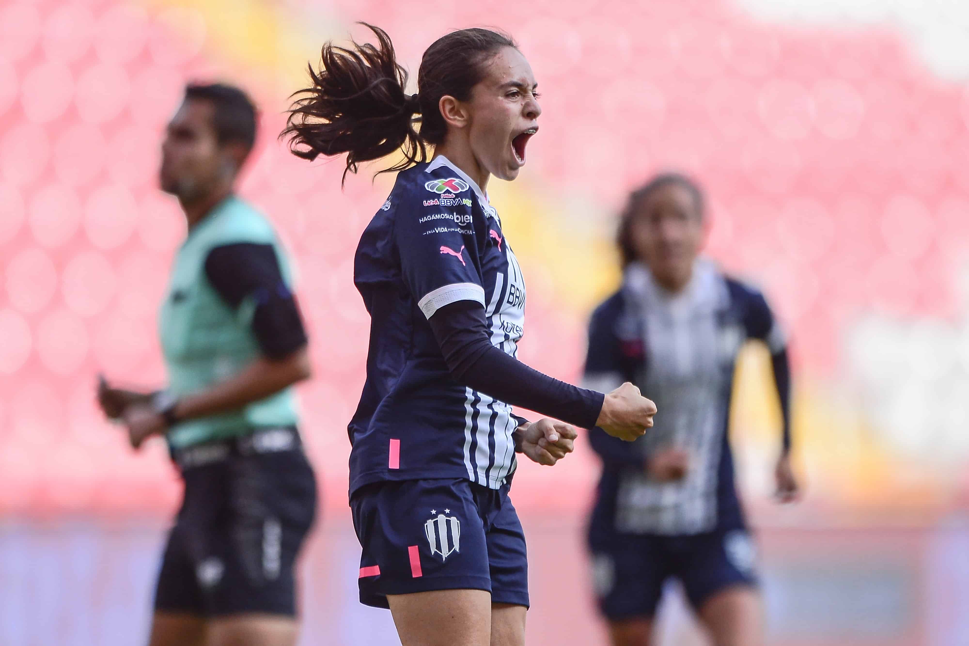 Ailyn Aviléz hace el 3-0.