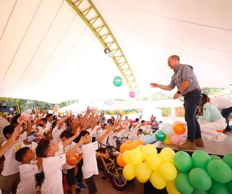 Con gran fiesta clausuran campamentos