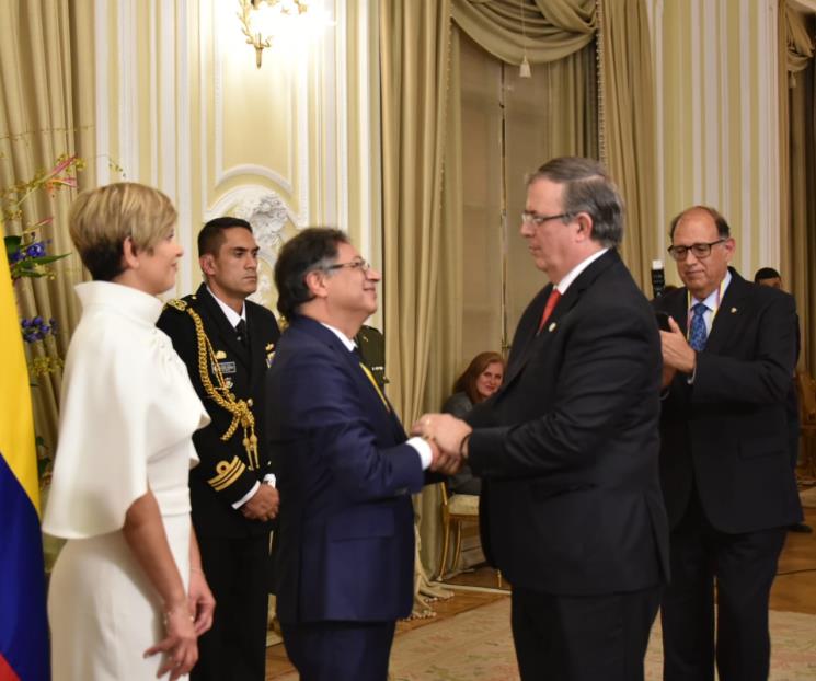 Ebrard se reúne con presidente de Colombia, Gustavo Petro