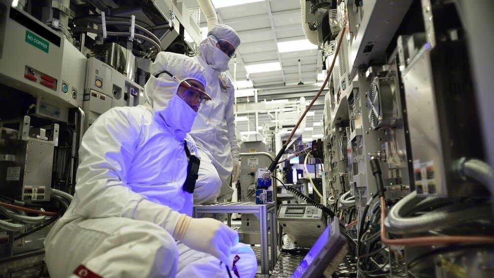 Intel busca construir fábrica de chips en Italia