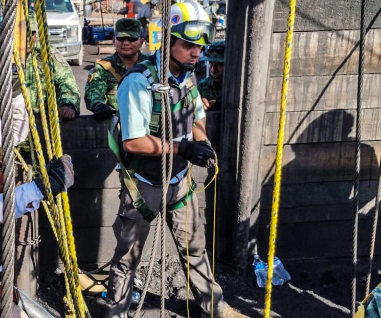 Entrarían mañana buzos y rescatistas a mina