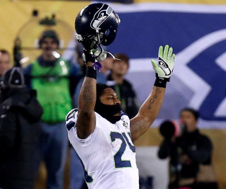 Detienen a Marshawn Lynch por manejar alcoholizado