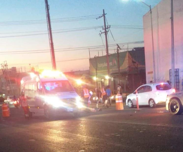 Muere mujer atropellada por camión de carga