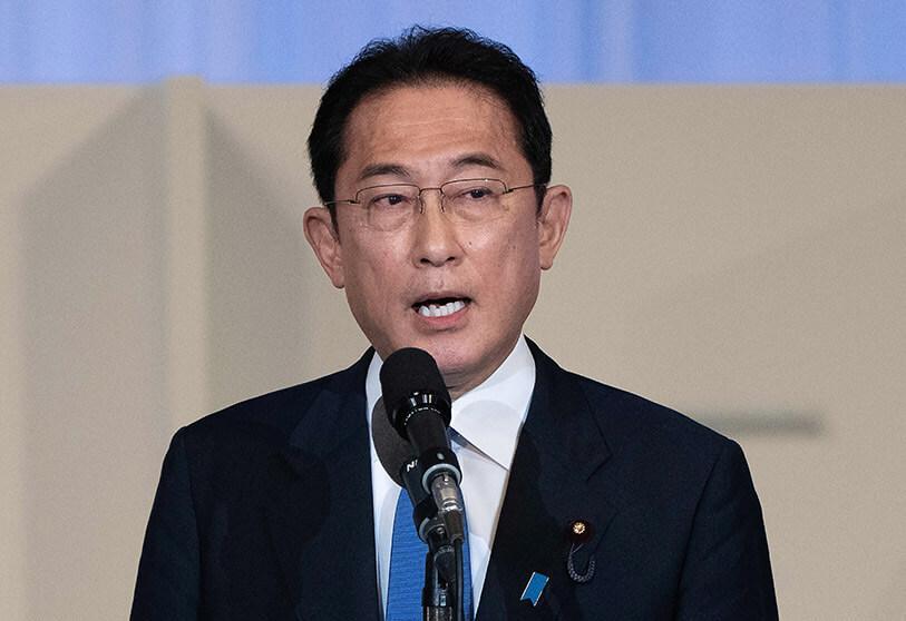  Reorganiza Fumio Kishida gabinete tras perder apoyo