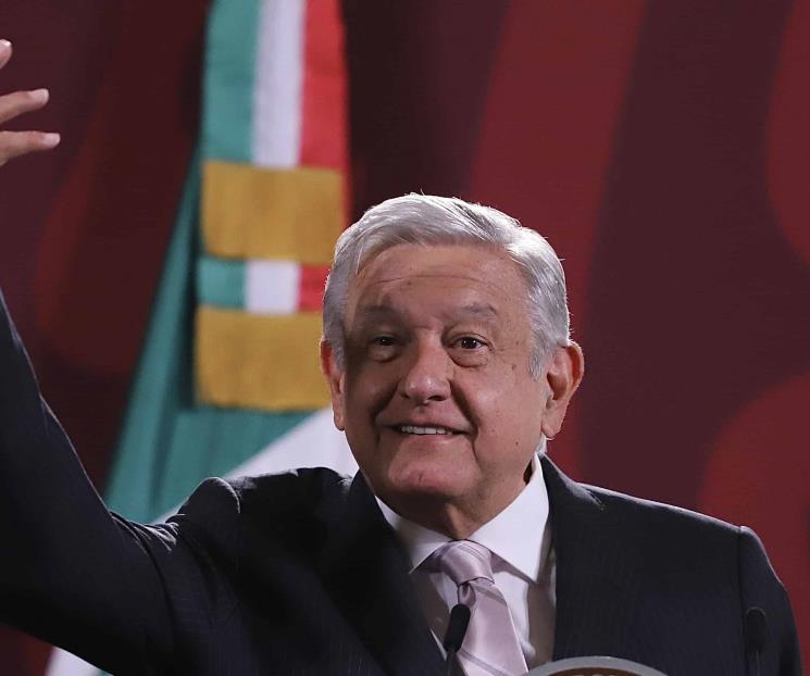 Festeja AMLO fin de trabas al Tren Maya