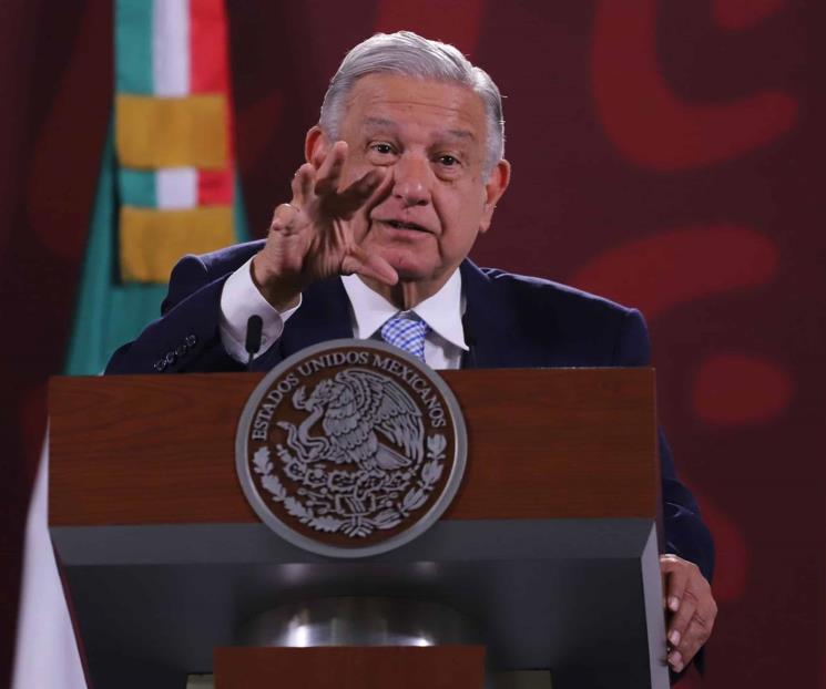 Cedería AMLO en disputa energética