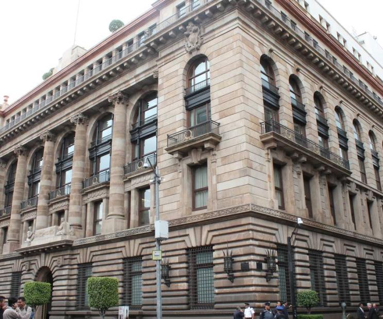 Descarta Banxico bajar la guardia