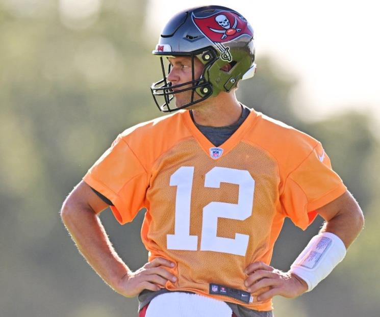No jugará Brady 2 juegos de pretemporada