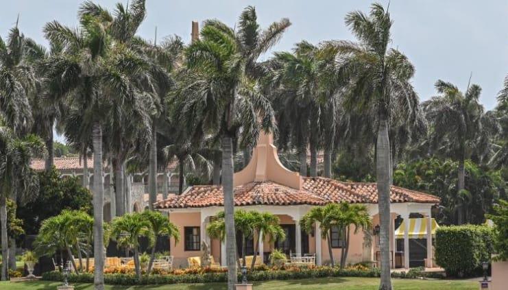 FBI buscaba documentos sobre armas nucleares en casa Trump
