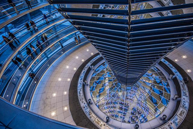 Alemania le entra al ahorro de energía en edificios públicos