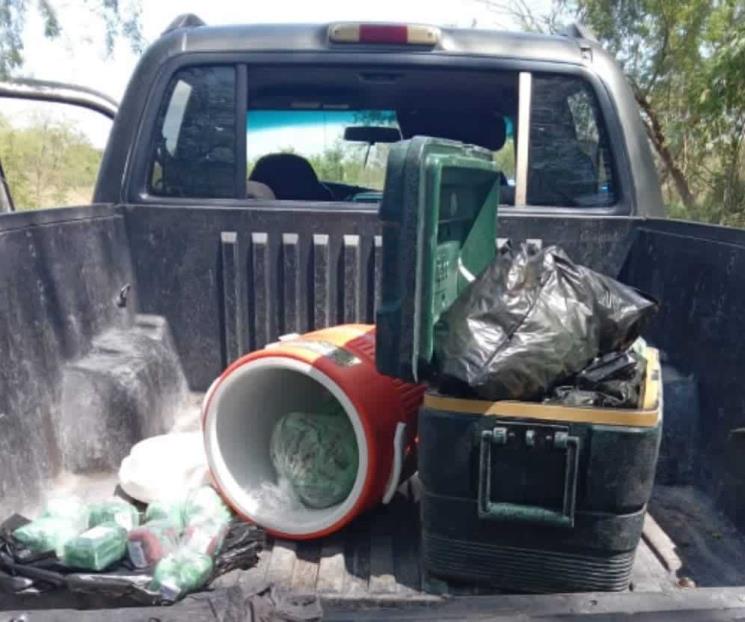 Cae con droga en hieleras