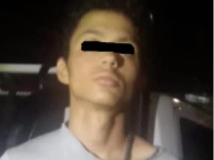 Arrestan a joven que llevaba droga en bolsa de mujer
