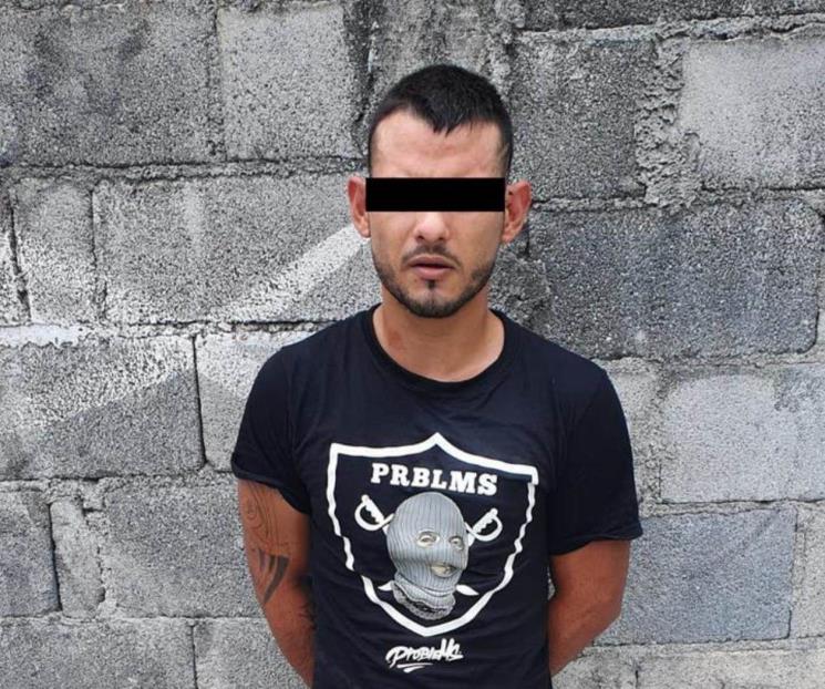 Detienen a tres con droga