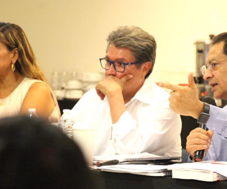 A AMLO le conviene que yo sea su sucesor: Monreal