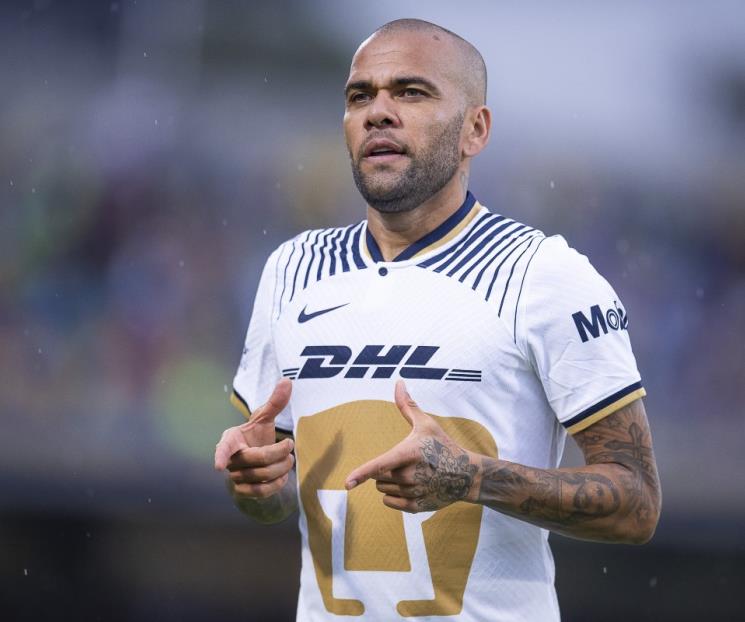 Justifica Dani Alves su bajo rendimiento