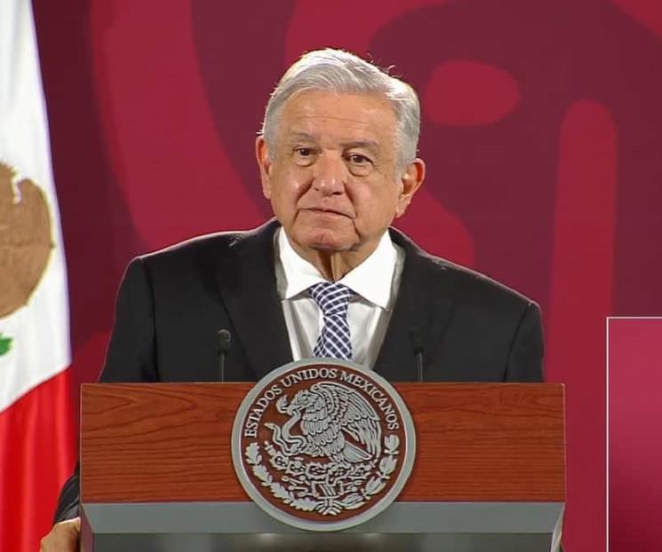Considera AMLO crear compañía aseguradora