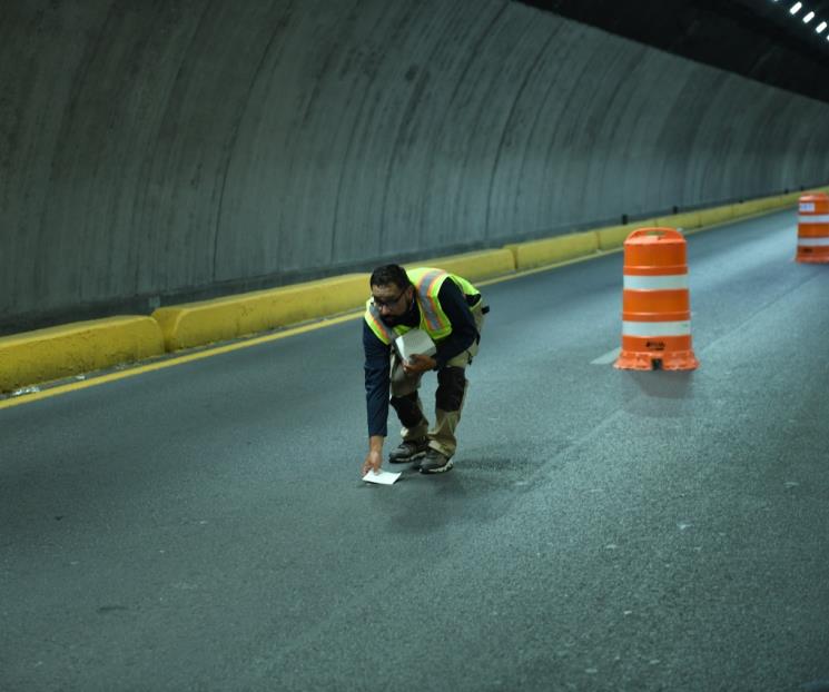 Realizan señalización en calles regias