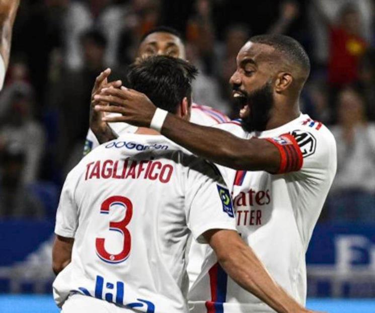 Monchedgladbach y Lyon lideran en Alemania y Francia