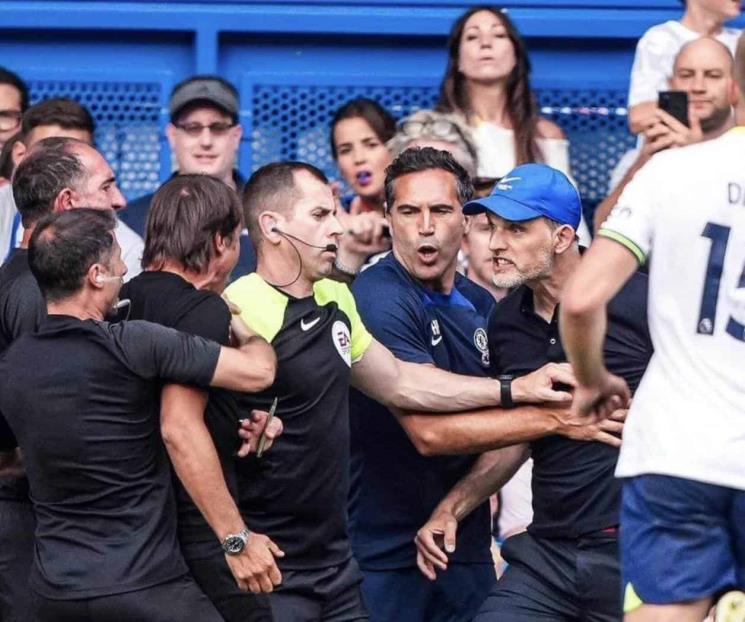 Sanciona Premier League a Conte y Tuchel