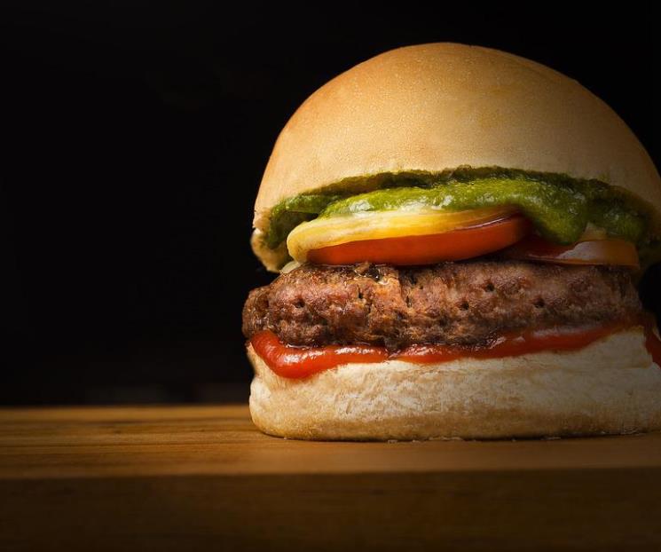 Detecta Profeco hamburguesas falsas