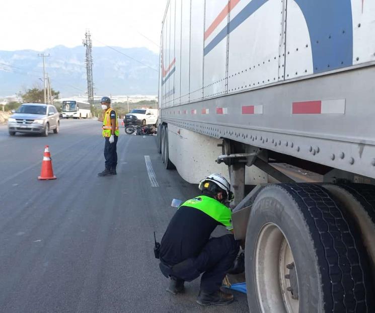 Muere motociclista en accidente vial