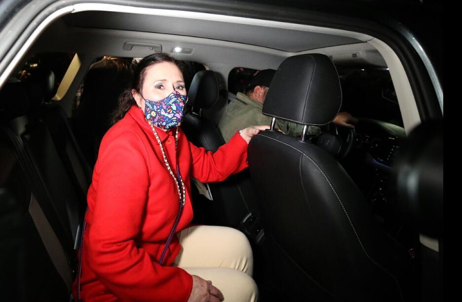 Sale Rosario Robles de prisión