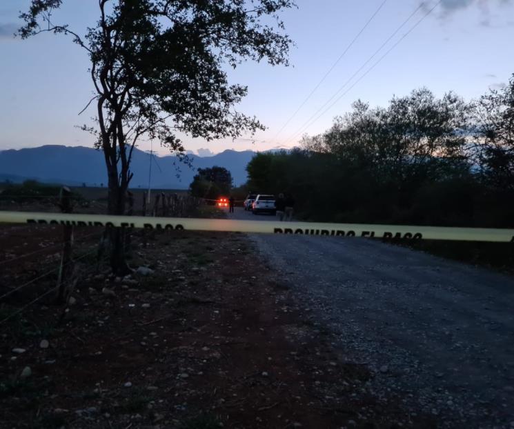 Asesinan y dejan cuerpo de hombre en brecha Asesinan y dejan cuerpo de hombre en brecha
