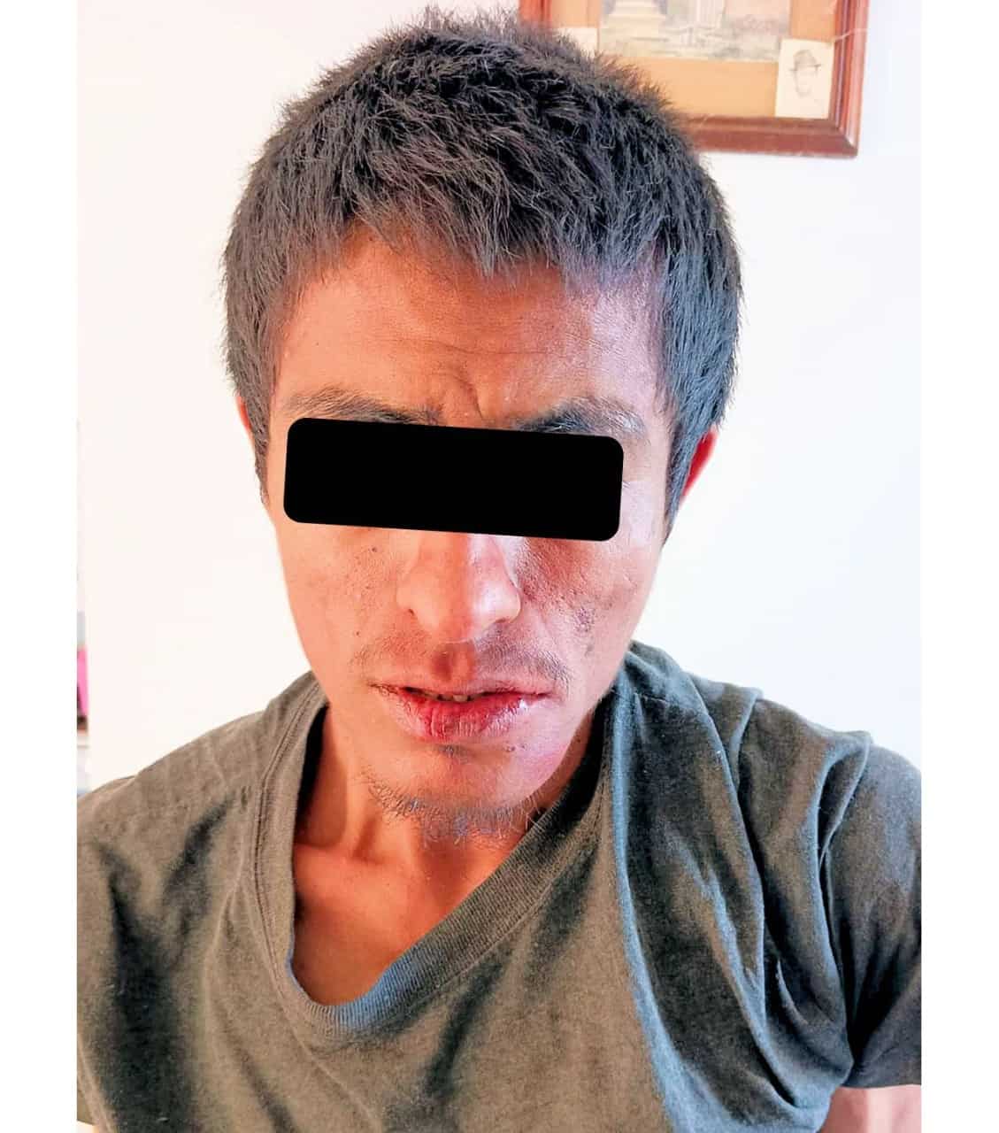 Detuvieron a un hombre a quien sorprendieron sustrayendo el cableado eléctrico de una casa, después de que un vecino avisó por WhatsApp al dueño de la vivienda