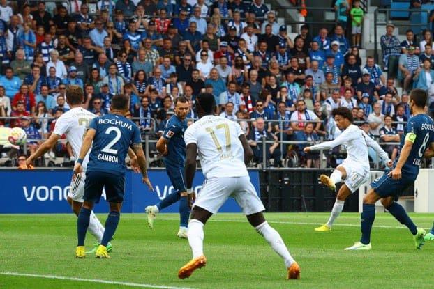 Golea Bayern al Bochum y lideran en Alemania