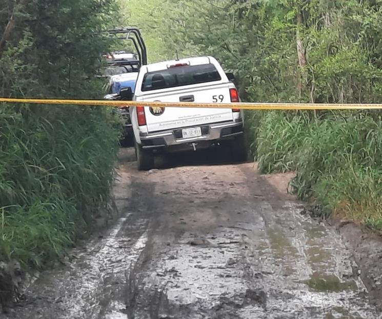Abandonan a ejecutado con narcomensaje