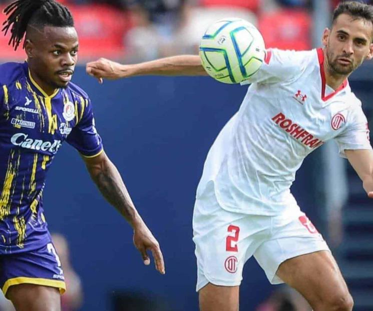Gana San Luis y Rayados sigue de líder