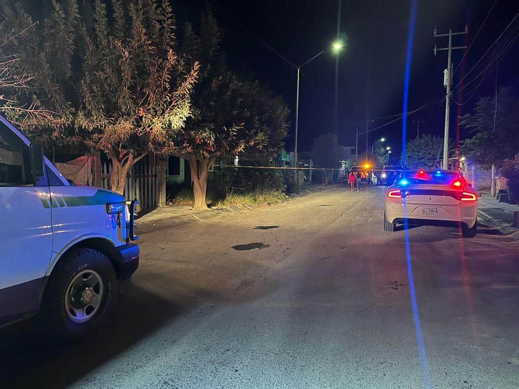 Dos hombres fueron golpeados y baleados la madrugada de ayer en un domicilio del municipio de García