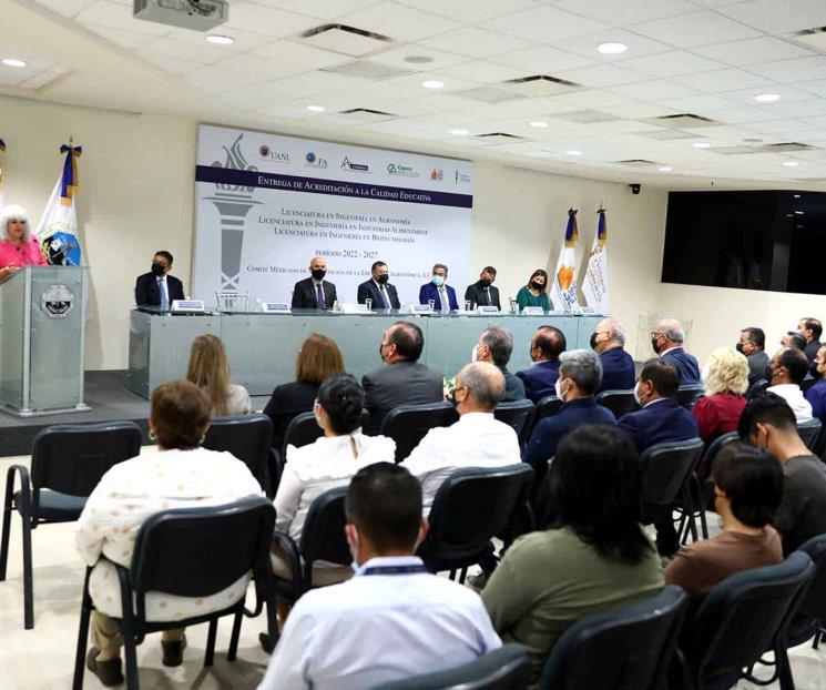 Reacreditan ingenierías en Agronomía