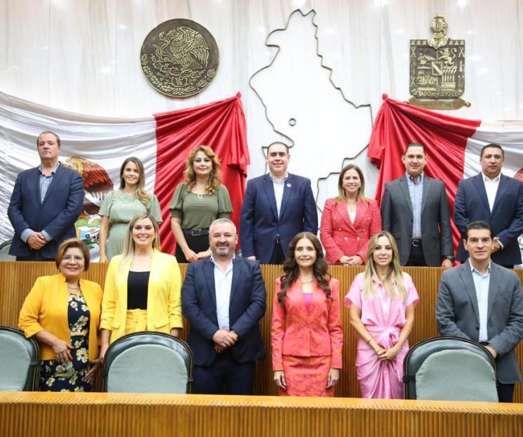 Presenta informe de actividades diputados locales del PRI