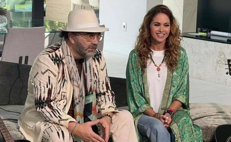 Zapatos de pezuña de Mijares causan revuelo en redes