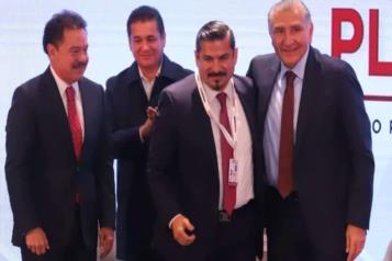 Se une diputado Shamir Fernández a Morena