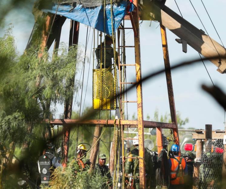 Politequería pedir renuncia de Laura Velázquez: AMLO Politequería pedir renuncia de Laura Velázquez: AMLO