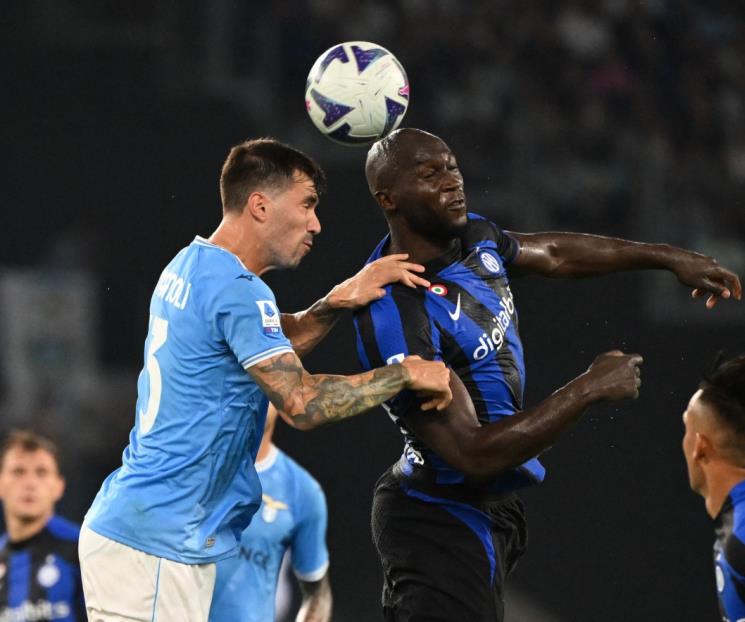 Vence Lazio a Inter y toman liderato en Serie A