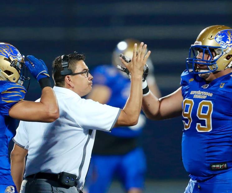 Cierran Auténticos pretemporada invictos