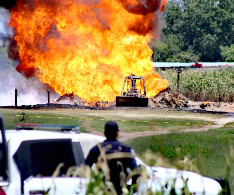 Pemex anuncia cierre permanente de toma clandestina