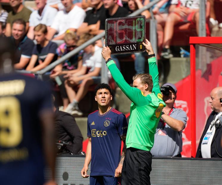 Debuta Jorge Sánchez y brilla Edson con el Ajax